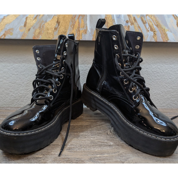 H&M Divided Black Patent Platform Combat Boots Womens 7 Chunky Goth Grunge Y2K - Picture 2 of 8